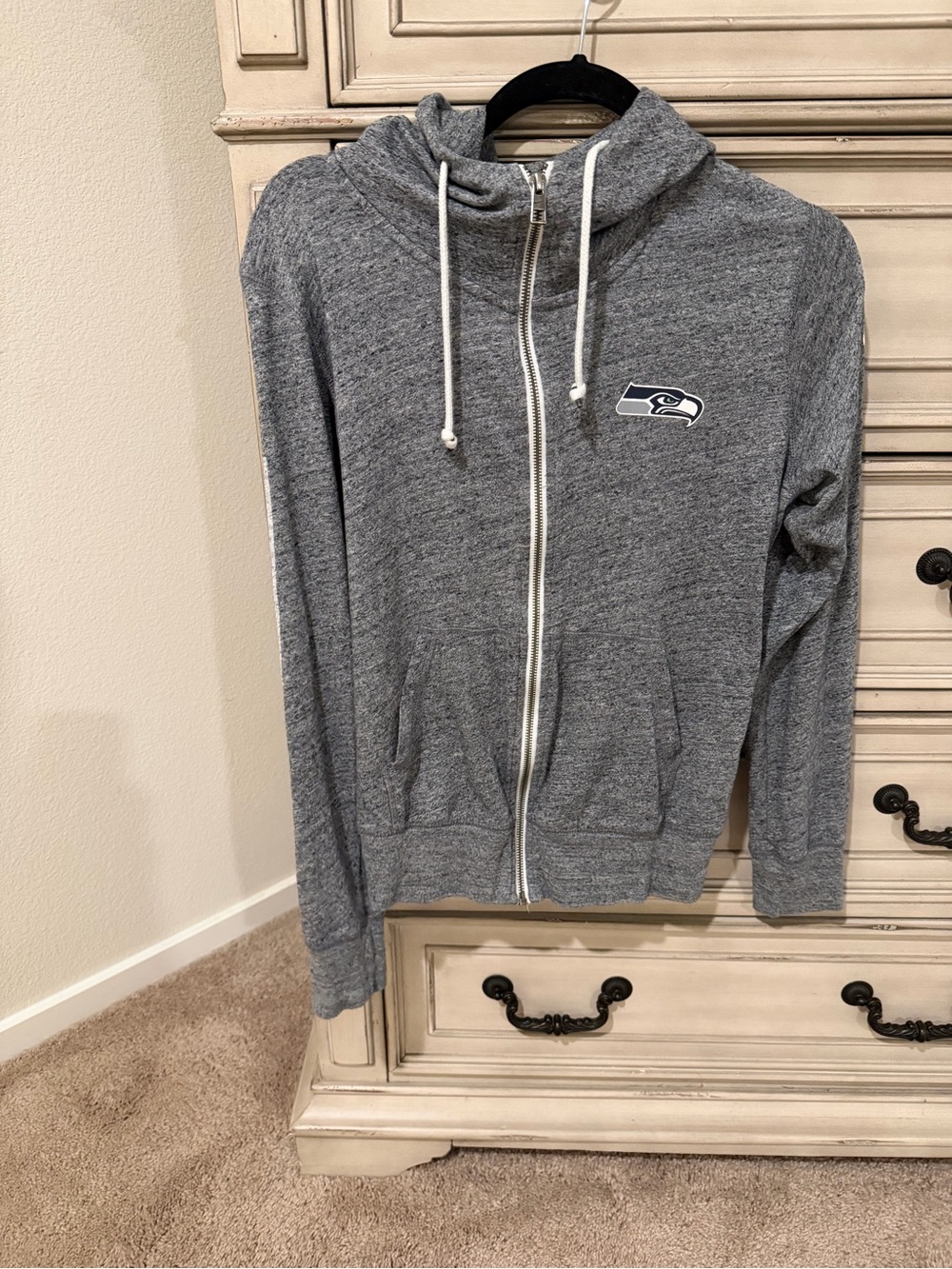 Women’s Nike Seattle Seahawks zip up
